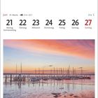 Kalender: Juni, Woche 25. Tage: 21-27, Montag-Sonntag. Foto: Hafen von Rantum bei Sonnenuntergang mit Segelbooten.