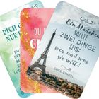 "Ein Mädchen sollte zwei Dinge sein: wer, und was sie will!" - Coco Chanel. Drei Karten, darunter der Eiffelturm.