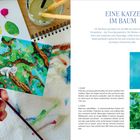 "Eine Katze im Baum" Überschrift. Anweisungen zum Malen einer Katze in einem Baum. Links eine Malpalette, Pinsel, das Bild einer Katze im Baum.