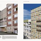 Seite 74 und 75 zeigen DDR-Architektur. Links ein graues Gebäude mit einem Wandbild, rechts ein bunt gekacheltes Hochhaus.