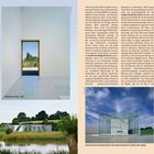Links Text: "Zwölf-Räume-Haus, 1988." "Cafeteria von Erwin Heerich, 1988." Rechts Text: Museum und Ausstellungshalle von Tadao Ando (2004). Links: Zwei Architektur-Fotos, schlichtes Innen- und Außendesign.
