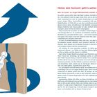 Text: 
Hinter dem Horizont geht's weiter
Wie du einen zu engen Blickwinkel wieder weitest

Illustration: Eine Person blickt durch eine Lücke in einer Wand, ein blauer Pfeil ragt darüber hinaus.