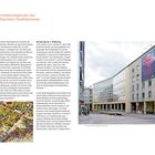 Erweiterungstrakt des Münchner Stadtmuseums. Links Text über Baugeschichte. Rechts Foto eines Gebäudes mit großem Plakat.