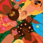 Illustration von Menschen und einem Hund, die im Kreis auf Gras liegen. Blumen und bunte Kleidung erzeugen eine fröhliche Stimmung.