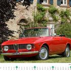"Juni" und ein Datumskalender. Ein roter Alfa Romeo Giulia GTC Cabrio steht vor einer alten Steinfassade.