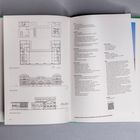 Links: Grundriss, Südfassade, Längsschnitt. Rechts: Projektname und Details zur Renovierung des Bahnhofs Dakar.