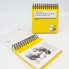 Gelber Postkartenkalender mit der Aufschrift: "Tove Jansson, Die Mumins für alle Lebenslagen, Postkartenkalender 2027."