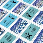 Mehrere Karten mit den Worten "Kamu Fonu", "Sans" in türkischer Sprache, illustriert mit einem Mann im Anzug.