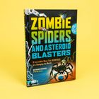 "Zombie Spiders and Asteroid Blasters" in großen, auffälligen Buchstaben. Illustration einer Spinne und Science-Fiction-Elemente.