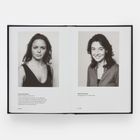 Links: "STELLA MCCARTNEY" und Text über Mode, Nummer 162. Rechts: "MARY MCCARTNEY" und Text über Fotografie, Nummer 163. Schwarz-weiß Porträts.
