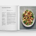 "Potato Salad with Octopus" Rezeptbuchseite. Links Text mit Zutaten und Anweisungen, rechts Bild mit angerichtetem Salat auf Teller.