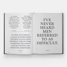 Texte: "I’VE NEVER HEARD MEN REFERRED TO AS DIFFICULT." Zaha Hadid. Offenes Buch mit mehreren Zitaten von Frauen.