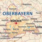 "Oberbayern", "München" und "Salzburg" sind hervorgehoben. Eine Karte zeigt Städte und Straßen in der Region Bayern.