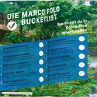 "Die Marco Polo Bucketlist: Das musst du in Costa Rica erlebt haben." Hintergrund: üppige Vegetation, rote Blumen.