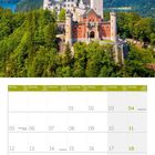 "Schloss Neuschwanstein in Füssen, Bayern. Kalenderseite für Juli 2027. Oben ein bezauberndes Schloss vor bergiger Kulisse."