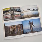 Almaty, Kasachstan: Essensauslage auf dem Basar. Tastubek: Fischer und Kamele. Szenen aus dem Alltag in verschiedenen Regionen.