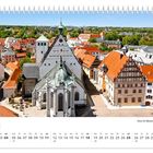 Juli, Dom St. Marien in Freiberg. Kalenderansicht. Oben eine Stadtansicht mit der Kirche in der Mitte.