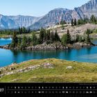 Kanada 07. Zeitlose Stille auf einer Insel im Banff National Park (Alberta). Kalender unten, Natur und Berge oben.