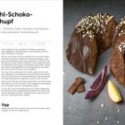 "Rotkohl-Schoko-Gugelhupf. Rotkohl, Apfel, Mandeln, Schokolade. Kuchen mit Schokoladenglasur und Mandelsplittern, Rotkohl, Apfelstück."