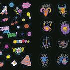 "Queer All Year!", Sternzeichen und "You are valid". Bunte Aufklebermotive: Blumen, Essen, Rollschuh, Herz, Glühlampe.