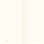 Zwei offene Seiten eines Notizbuchs mit hellen Punktraster. Unten mittig jedes Blattes ein symmetrisches Logo.