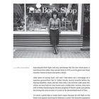 "ANITA 119" oben rechts. Schwarz-Weiß-Foto: Frau vor "The Body Shop" Geschäft mit Schaufenster. Text über Wohnungserinnerungen.
