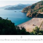 "Coastline" und "CASARES EDITION". Küstenlandschaft mit Strand, türkisfarbenem Meer, Bergen und einer kleinen Siedlung.