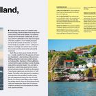 "Newfoundland, Canada. MAY-JUNE IDEAL FOR ICEBERGS. Bilder von bunten Häusern an einem Hang und schwimmenden Papageientauchern."