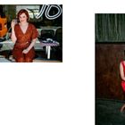 Eine Frau in einem rustfarbenen Outfit sitzt draußen an einem Tisch. Daneben eine Frau in einem roten Kleid in einem Raum.