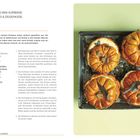 GEFÜLLTE MINI-KÜRBISSE MIT SALBEI & ZIEGENKÄSE: Rezept mit Zutaten und Zubereitung, beiliegend ein Bild mit fünf Kürbissen.