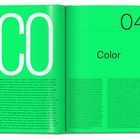 Links steht groß "CO", rechts oben "04" und darunter "Color". Die Seiten sind in einem hellen Grün gehalten.