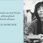 Kalender für Februar und März, Zitat von Irmtraud Morgner. Schwarz-weißes Foto einer Frau mit dunklem Haar. Informationstext über Morgners Werk.