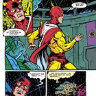 Comic mit einem Superhelden in Rot und Gelb, der sich in einem Raumschiff befindet. Dialoge beschreiben Verwirrung.