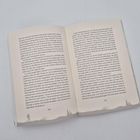 Seiten 200 und 201 eines Buches, mit Fließtext und Silhouetten von Wanderern und Bäumen am unteren Rand.