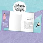 Modisches City Girl trifft auf Grumpy Country Boy. Links Frau in rosa Kleid, rechts Mann mit Handy. Textauszüge.