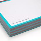 Text: "Der Journaling-Kalender 2027". Bunte, gestreifte Kanten, punktiertes Papier.