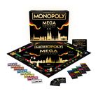 "MONOPOLY MEGA EDITION DEUTSCHLAND" steht auf einer Spielverpackung. Spielbrett und Geldscheine sind sichtbar.