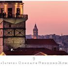 Text: Maiden Tower, Casares Edition, Zahlenreihe 1-30 mit 9 hervorgehoben. Vordergrund: Beleuchteter Turm bei Sonnenuntergang. Hintergrund: Stadtlandschaft mit weiterem Turm.