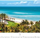 Texte: "Sunny Isles Beach", "9", "CASARES EDITION". Strand mit Palmen, blauem Meer und Liegestühlen.