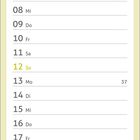 Kalenderseite für September: Eine Liste von Daten, beginnend mit dem 1. Mittwoch. Bild einer Katze auf Moos.