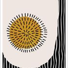 SEPTEMBER und Kalendertage unten. Illustration mit schwarzem Muster, gelber Kreis in der Mitte auf beigem Hintergrund.