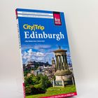 "City/Trip Edinburgh", "Besser zurechtfinden mit CITY-FALTPLAN und WEB-APP". Ein Reiseführer mit Edinburgh-Panorama.