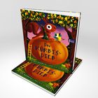Text: "Der Kürbis-Dieb" von Alice Hemming, Nicola Slater. Illustration: Eichhörnchen und Vogel auf Kürbis unter Bäumen.