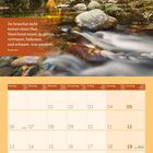 Zitat: "Du brauchst nicht immer einen Plan..." Kalender für September 2027, Foto von Landschaft mit Brücke und Herbstfarben.