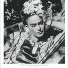 Frida Kahlo: Mexikanische Künstlerin, Selbstporträts, Schmerz, Liebe, Stärke, Wurzeln, Widerstand, Kolonialismus.