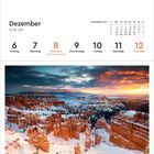 Kalender für Dezember 2027, KW 49, mit einer winterlichen Landschaft des Bryce-Canyon-Nationalparks.
