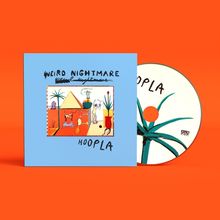 "Weird Nightmare, Hoopla". Blaue Hülle, CD mit Pflanzendruck, rote Obertöne. Abstrakte Kunst mit Figuren und Pyramide.