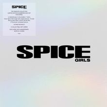 Text auf weißem Hintergrund: SPICE GIRLS, Singles Collection-Box, 14 farbige Vinyls, Booklet, Art Cards, Jubiläumsanhänger.