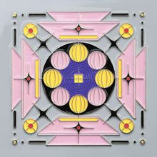Keine Texte erkennbar. Farbige geometrische Anordnung mit rosa Dreiecken, gelben und blauen Kreisen und schwarzen Akzenten.