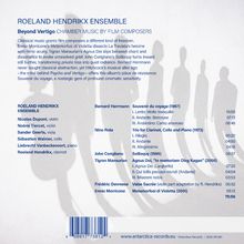 "ROELAND HENDRIKX ENSEMBLE: Beyond Vertigo. Klassische Filmmusik, Stücke von Herrmann, Rota und anderen. Schatten von Musikern im Hintergrund."
